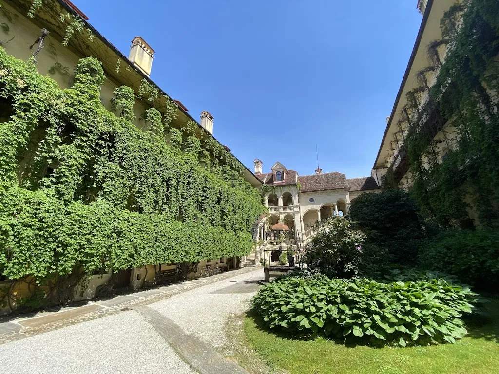 Schloss Hollenegg in Hollenegg