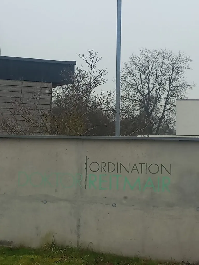 Dr. med. univ. MICHAEL REITMAIR in Schalchham