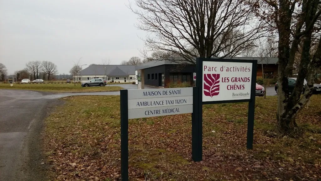 Maison De La Sante medico a Maxent