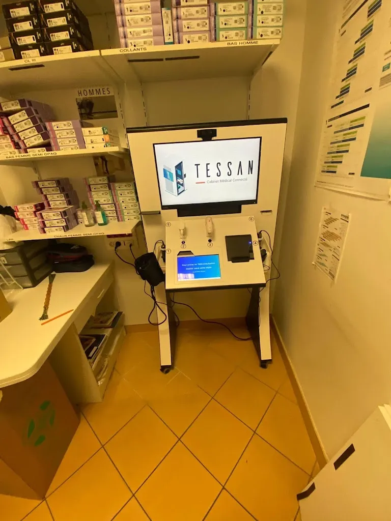 Cabine Téléconsultation Médecin Tessan_Plouha_slider_image_3