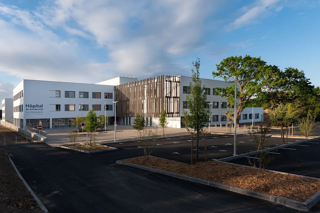 Centre hospitalier Centre hospitalier de Port-Louis / Riantec (Port-Louis) Arzt in Riantec