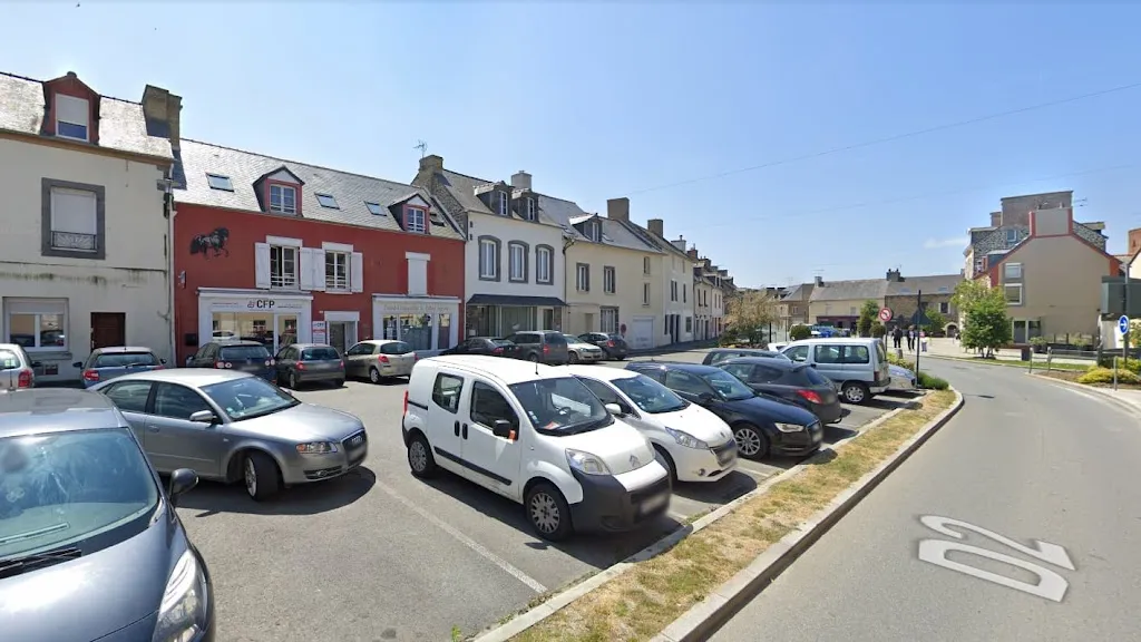 Lylia Bendebiche medico a Saint-Méloir-des-Ondes