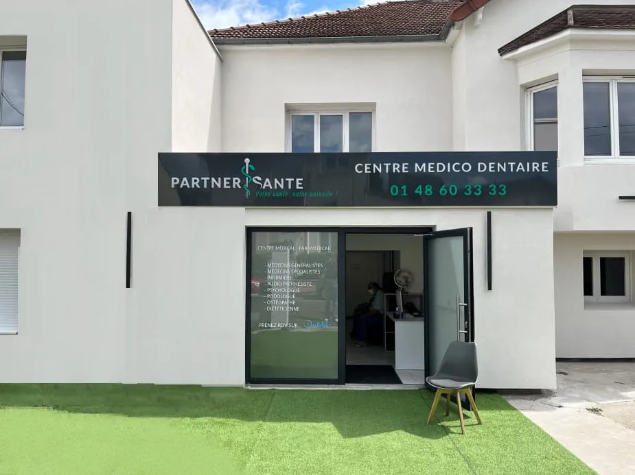 Centre de santé, d'orthodontie et d'esthétique Partner's Santé ( agrée VTC )_Tremblay_slider_immagine_3