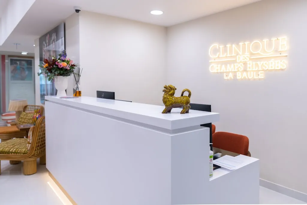 Clinique des Champs Elysées La Baule - Médecine esthétique_Baule_slider_image_1
