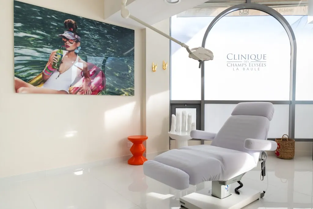 Clinique des Champs Elysées La Baule - Médecine esthétique_Baule_slider_image_3