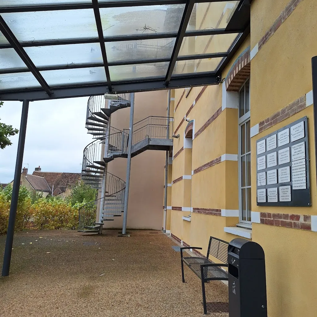 Maison de santé médecin à Nogent-le-Rotrou