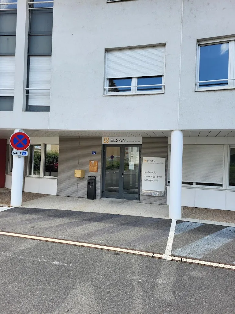 Centre de Radiologie de la Clinique des Grainetières_Saint-Amand-Montrond_slider_imagen_1
