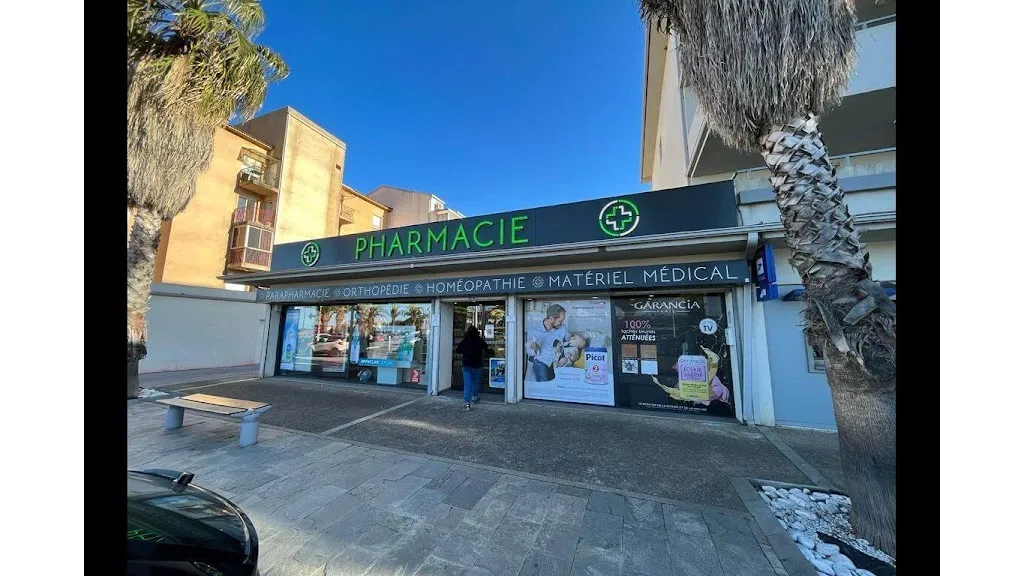 Cabine Téléconsultation Médecin Tessan doctor in San-Nicolao