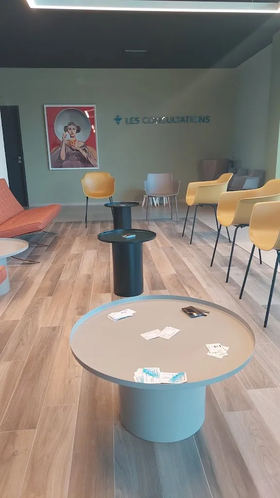 Centre de consultations sans rendez-vous de la clinique de l'Ospedale_Zonza_slider_image_2