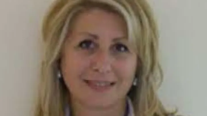 Dr Daniela VELKOVA - Gynécologue médical et obstétrique médecin à Châlons-en-Champagne