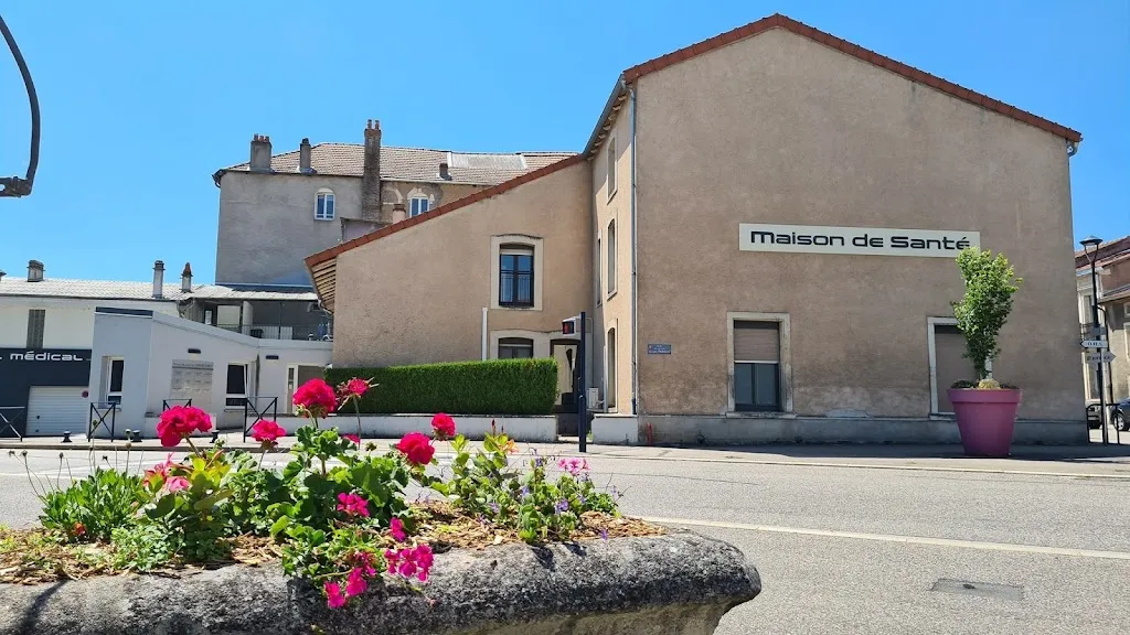 Laura DREYER doctor in Flavigny-sur-Moselle
