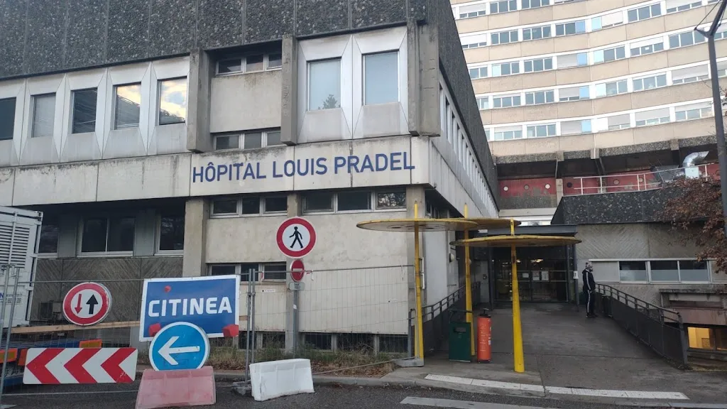dr jacques robin doctor en Bron