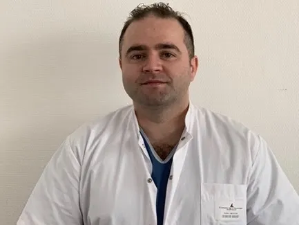 Docteur Manea Nicolae Cristian Urologue_Village-Neuf_slider_immagine_1