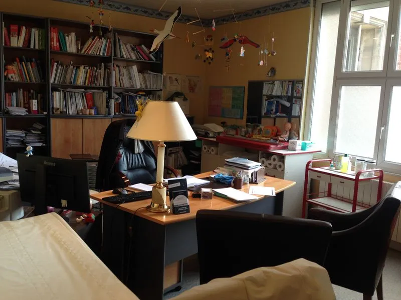Salime Goulamhoussen - Pediatrician medico a Amblainville