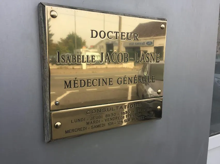Docteur Isabelle Jacob-Lasne - Médecin généraliste_Baisieux_slider_image_2