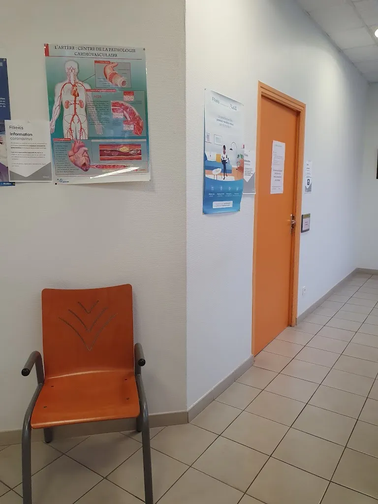 Dispensary Polyvalent De La Carmi Du Nord Pas De Calais_Billy-Montigny_slider_bild_1