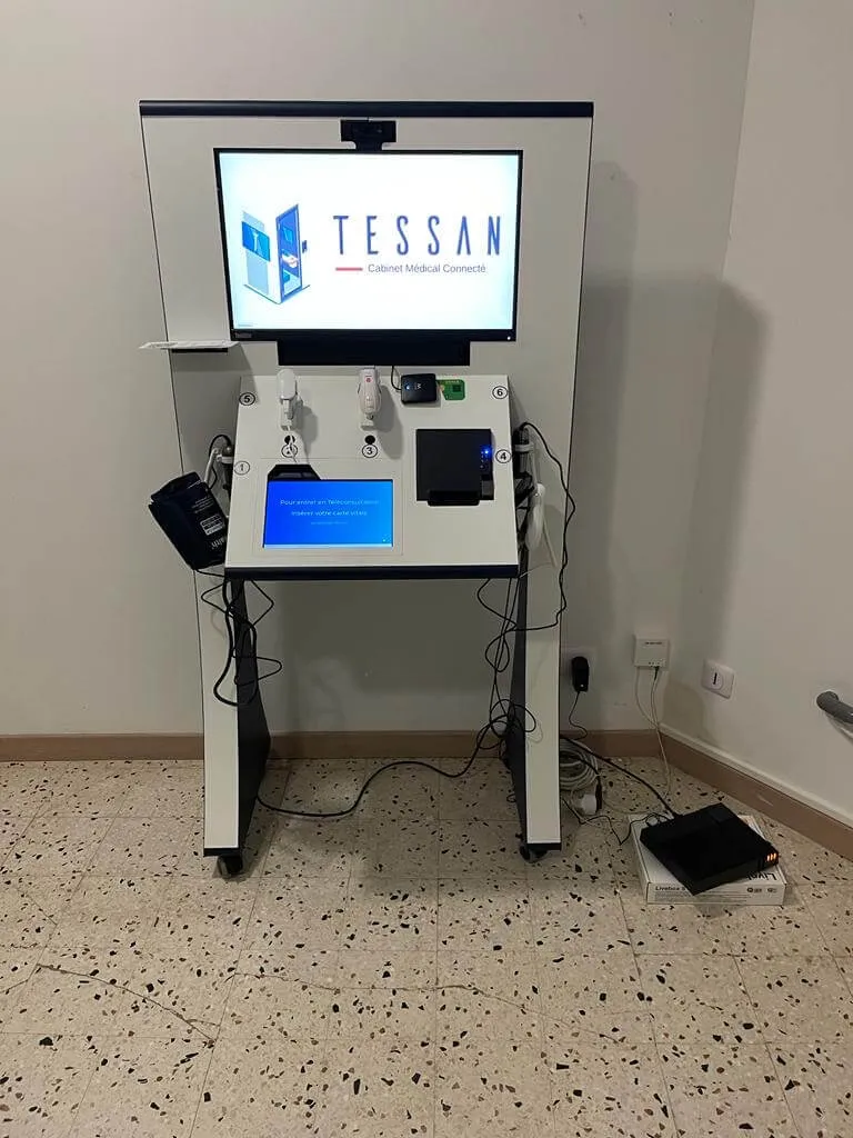 Cabine Téléconsultation Médecin Tessan_Boussois_slider_image_3