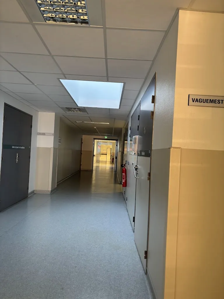 Centre Hospitalier de Montbrison Service des Urgences_Champdieu_slider_immagine_2