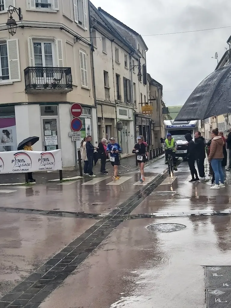 Charly Médical Arzt in Charly-sur-Marne