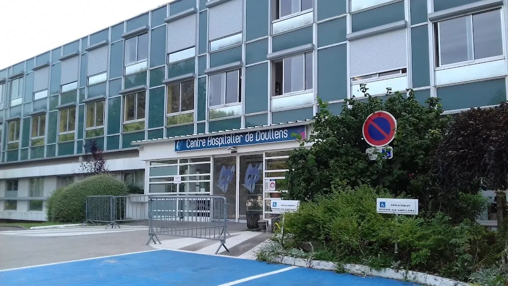 Hospital Center De Doullens Arzt in Doullens