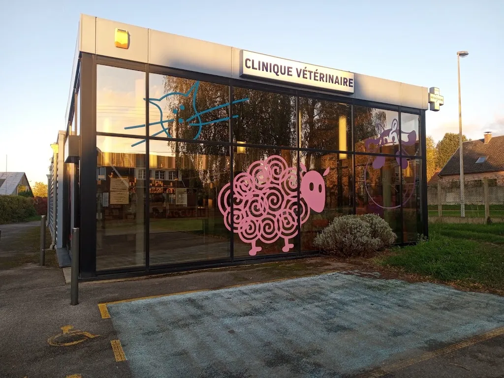 Clinique vétérinaire de la Citadelle - Drs Charles, De Bruijn, Manner Arzt in Doullens