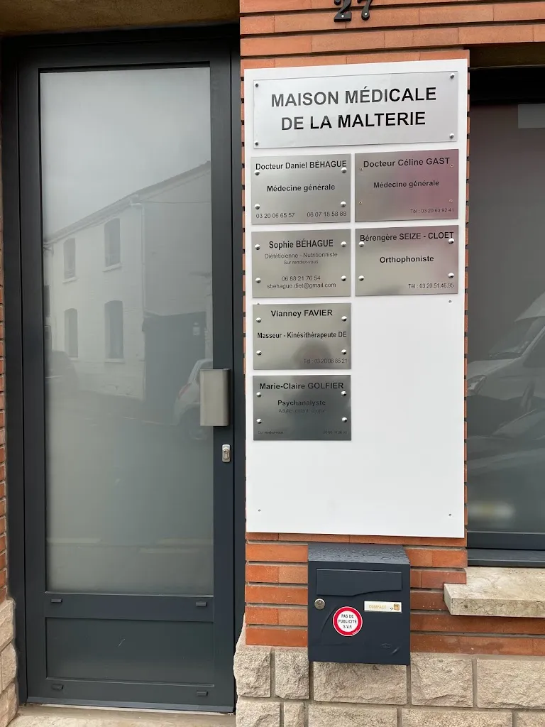 DOCTEUR Céline Gast - MAISON MÉDICALE DE LA MALTERIE_Marcq-en-Barœul_slider_image_2