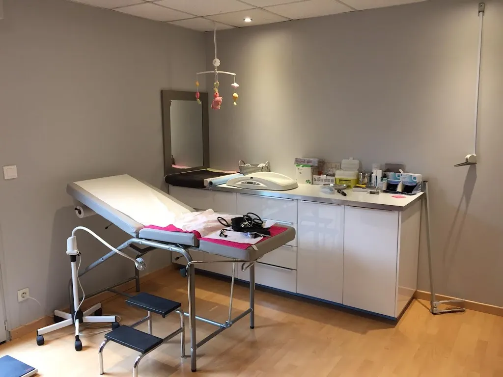 Medical Office Dr. Guinard & Dr. Pointin_Marquette-lez-Lille_slider_imagen_2