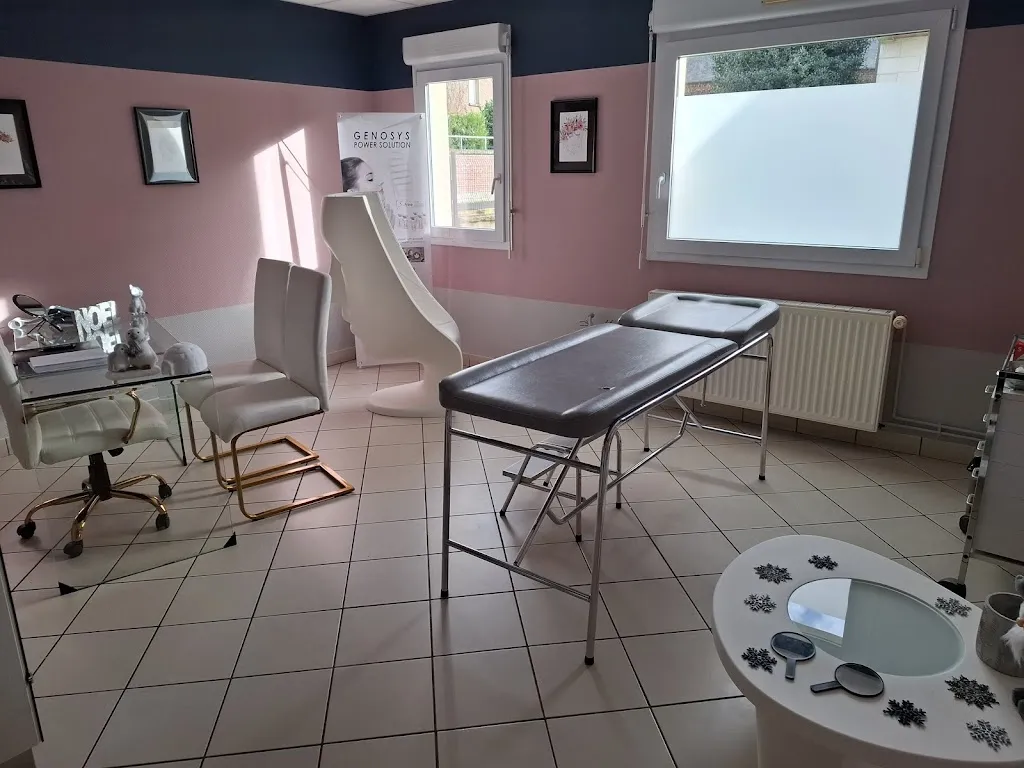 Docteur Odile NADESSANE Médecine esthétique_Rosières-en-Santerre_slider_image_1