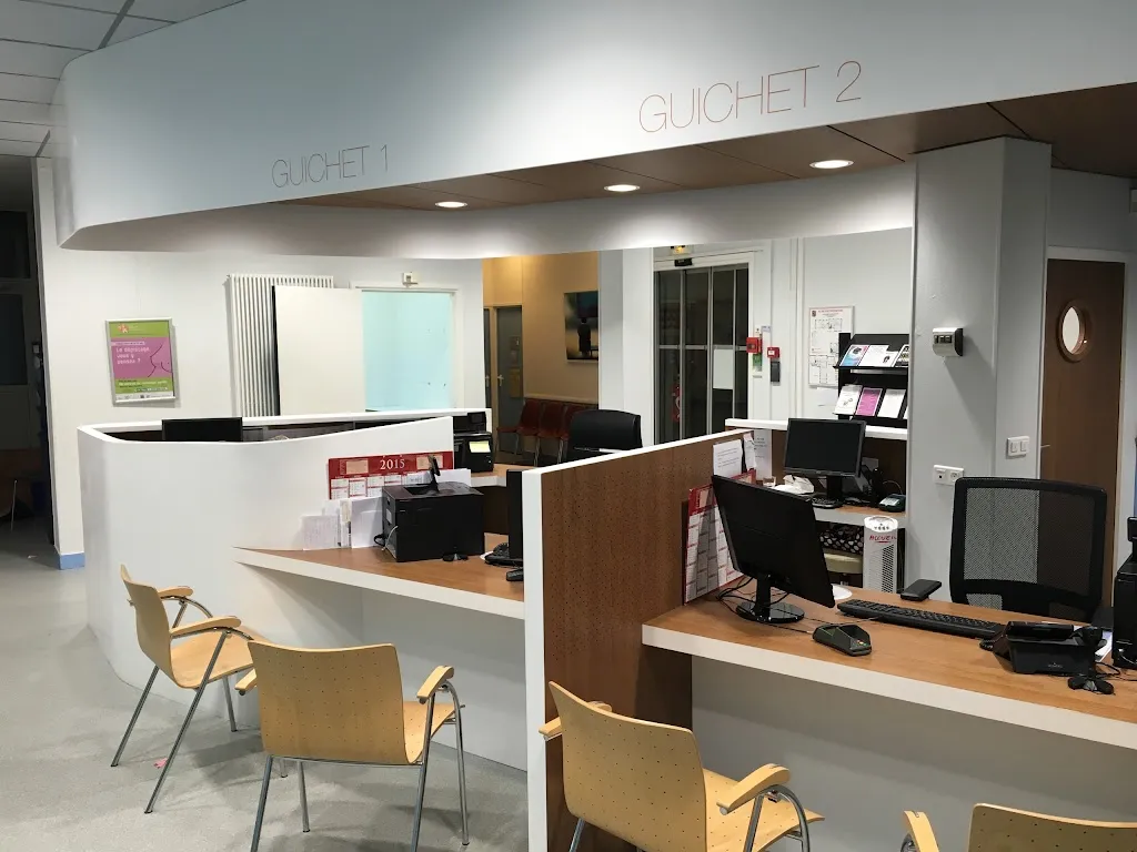 Municipal Health Center Louis Pasteur_Bagneux_slider_imagen_1