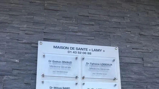 Dr Gaetan RIVAUD doctor en Aubervilliers