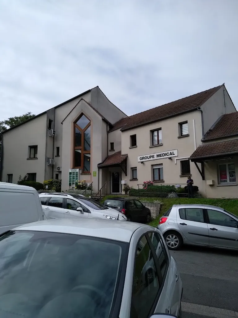 Medical Group Linandes_Cergy-Pontoise_slider_bild_2