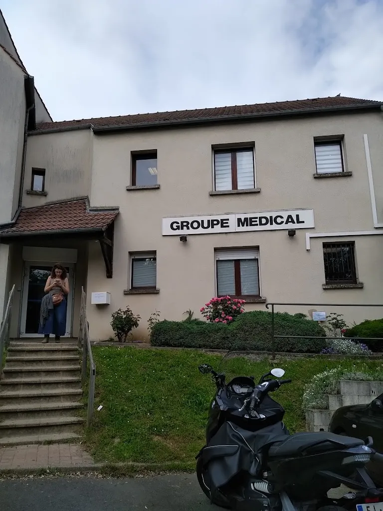 Medical Group Linandes_Cergy-Pontoise_slider_bild_3