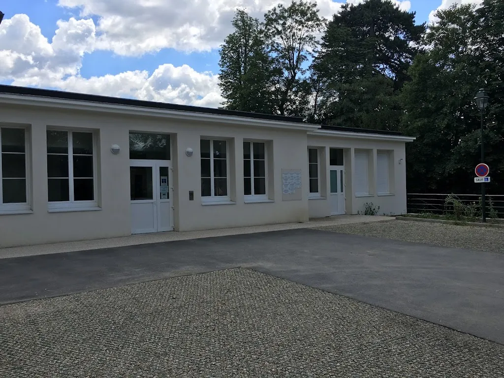Medical Group Hippocrate Franchi F Et Crusson-Achour F