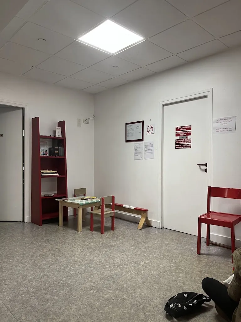 Dr Maxime Ravier doctor in Ville-d’Avray