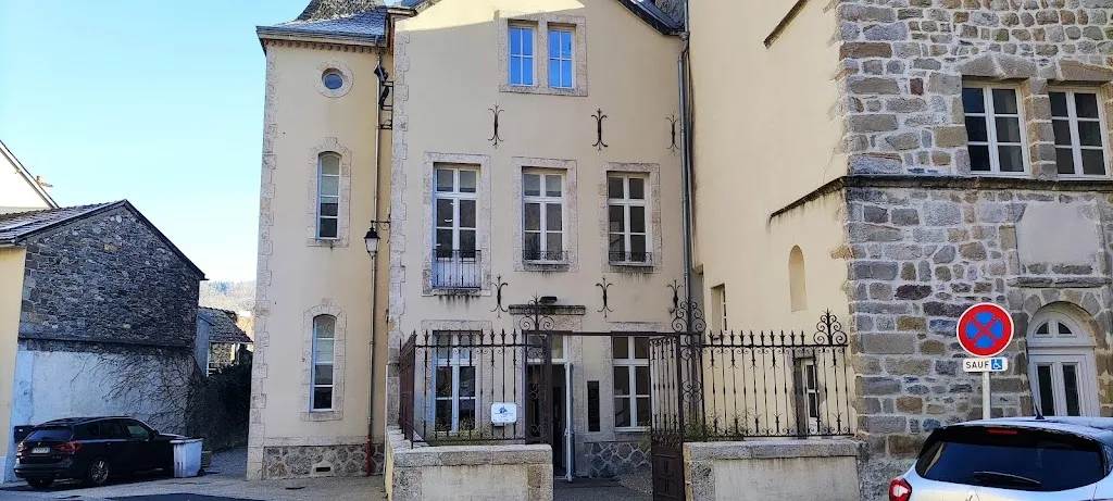 Taudin Jean-Michel doctor en Bort-les-Orgues
