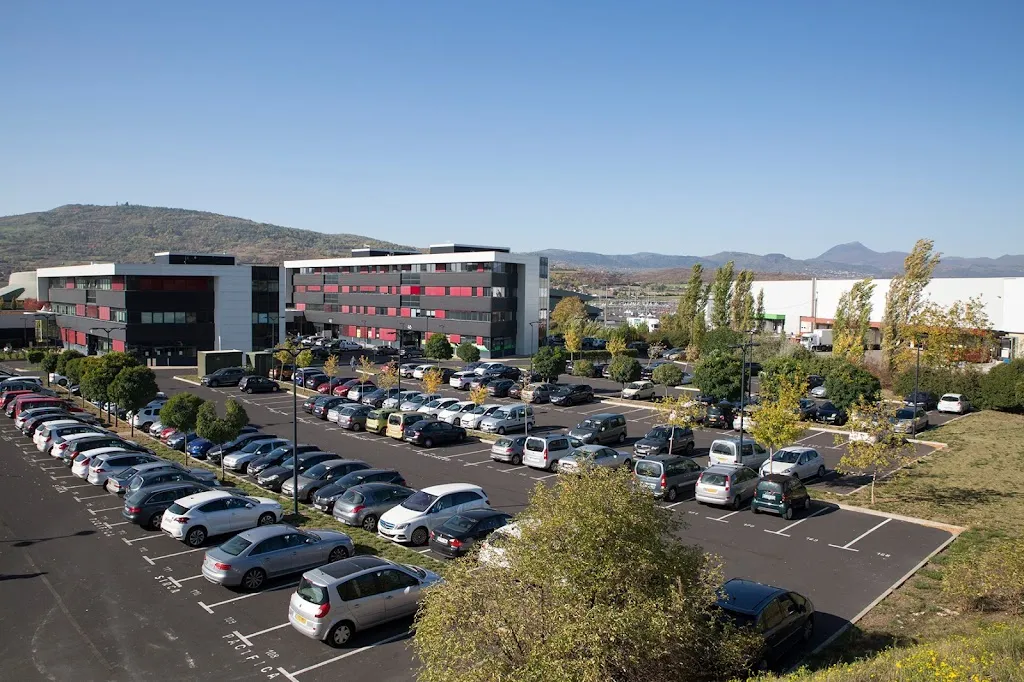Zenith Ophthalmology Center_Cournon-d’Auvergne_slider_image_1