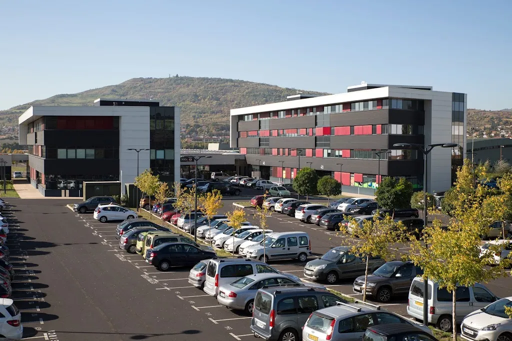 Zenith Ophthalmology Center_Cournon-d’Auvergne_slider_image_2