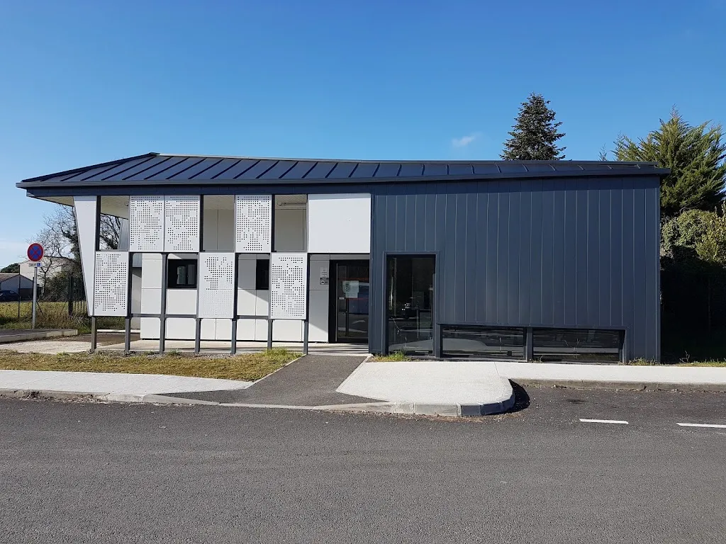 Cabinet médical du Caillou_Fargues-Saint-Hilaire_slider_bild_1