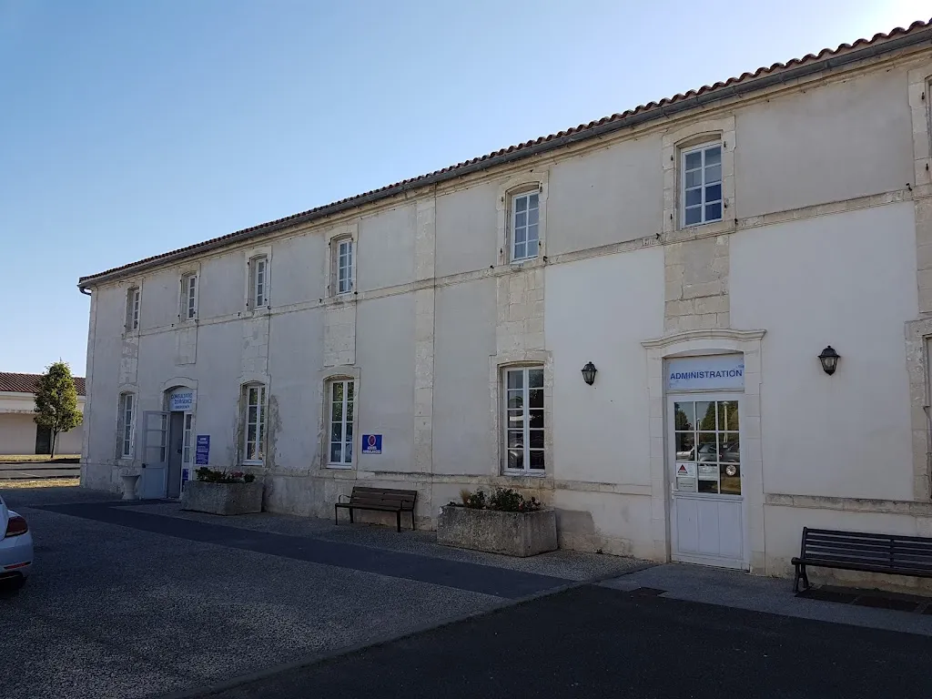 Hospital Saint-Honoré - Island Ré Hospital Group De La Rochelle-Ré-Aunis_Saint-Martin-de-Ré_slider_immagine_1
