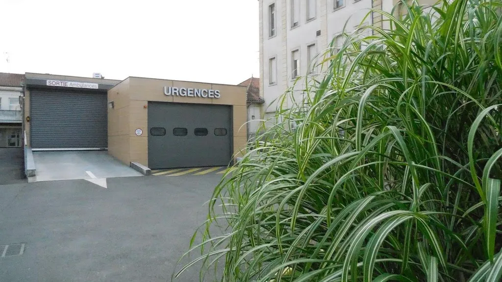 Hospital Center_Sainte-Foy-la-Grande_slider_bild_1
