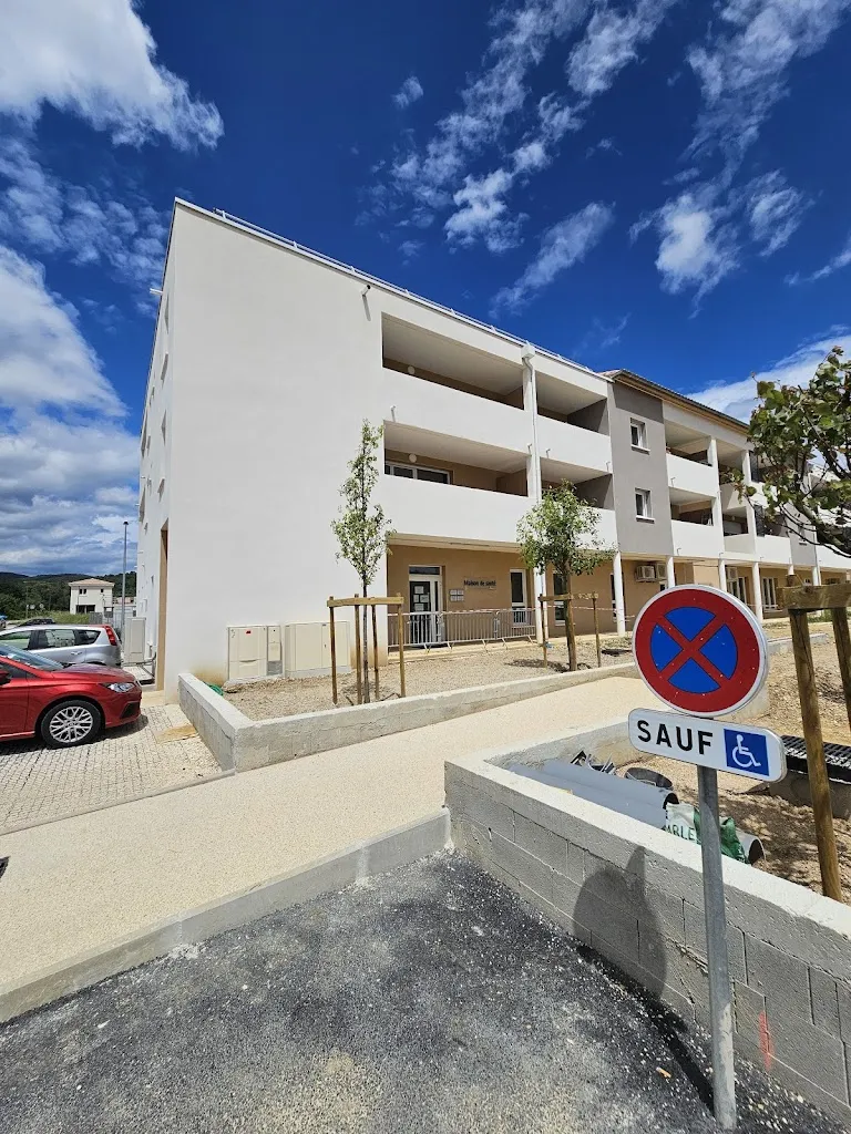 Tessadri doctor en Saint-Julien-les-Rosiers
