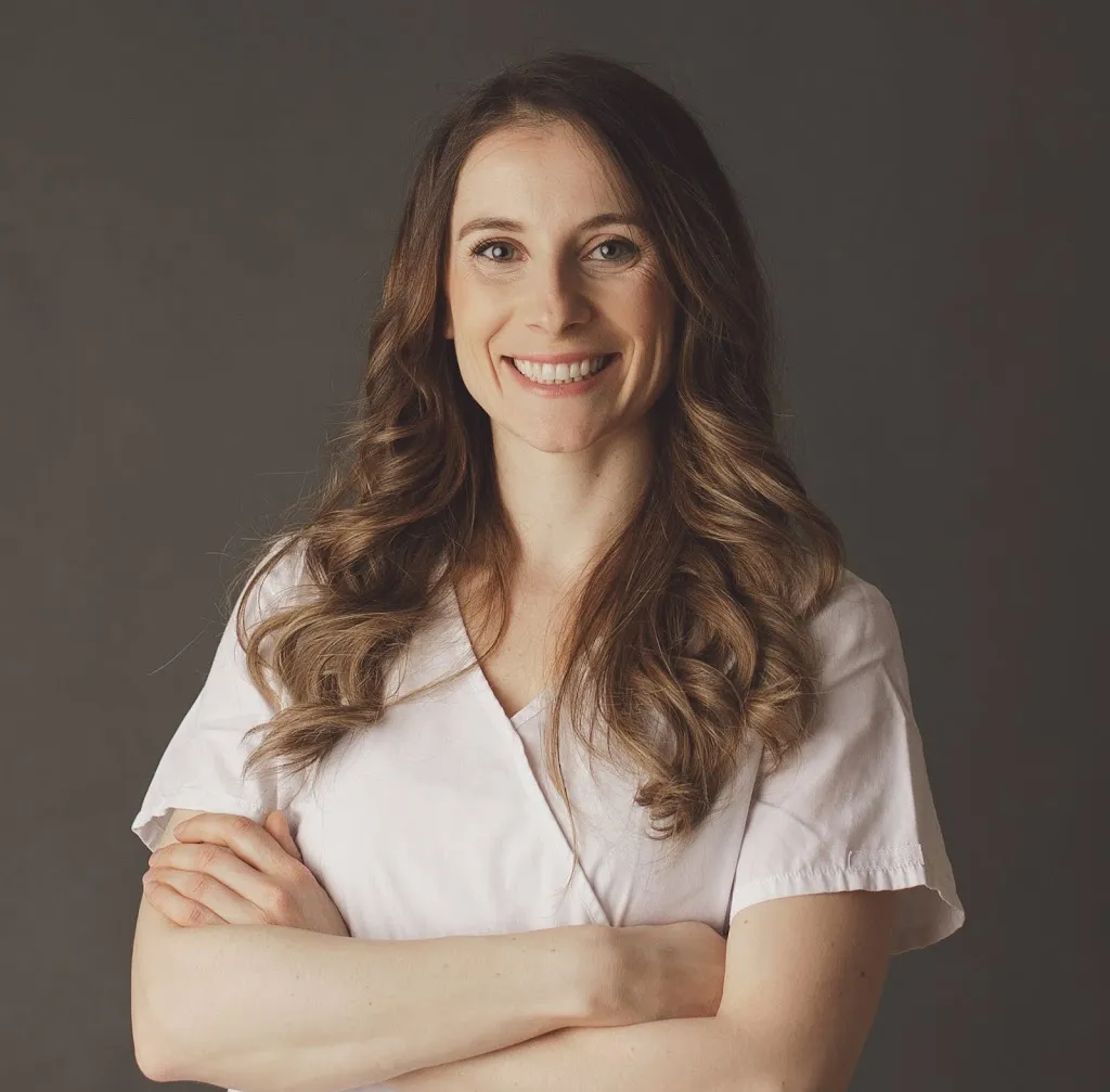 Dr Sophie CESARO - Soins dentaires et Orthodontie_Trouillas_slider_immagine_1