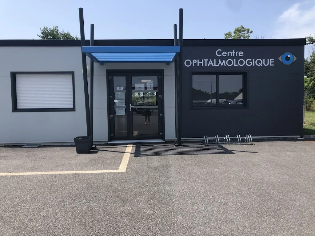 Cabinet d'ophtalmologie - Dr BOUCHE Thibaud & Dr MARTY Pierre-Alban_Moutiers-les-Mauxfaits_slider_immagine_1