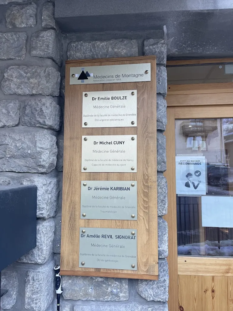 Medical Office Sainte Foy-Tarentaise_Sainte-Foy_slider_image_2