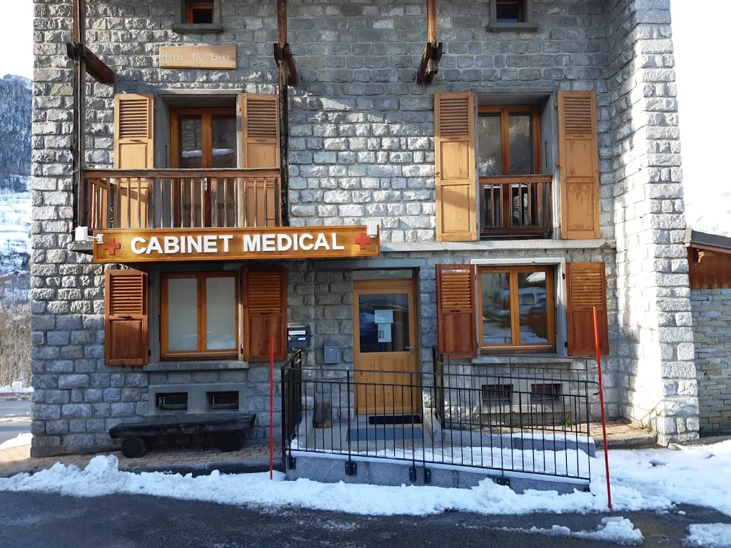 Medical Office Sainte Foy-Tarentaise_Sainte-Foy_slider_image_3