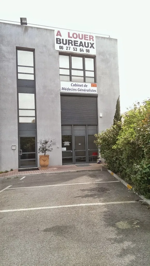 Dr . TRIQUET Catherine doctor in Sormiou