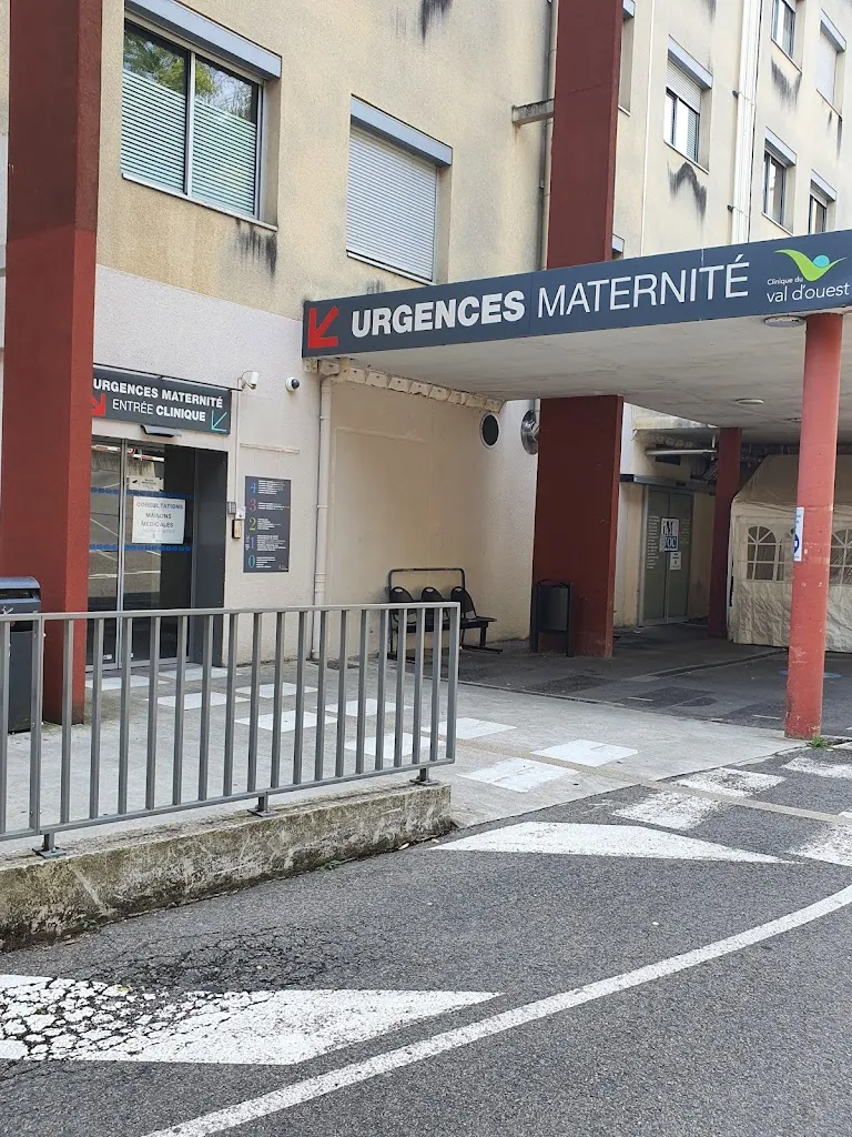 Maison Médicale de l'Enfant - clinique du Val d'Ouest_Écully_slider_immagine_1