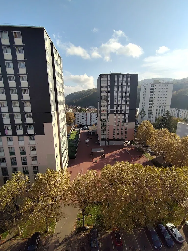 Le Village 2 Health