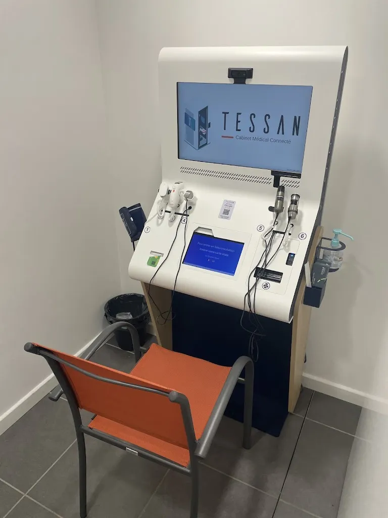 Cabine Téléconsultation Médecin Tessan_La Ricamarie_slider_immagine_2