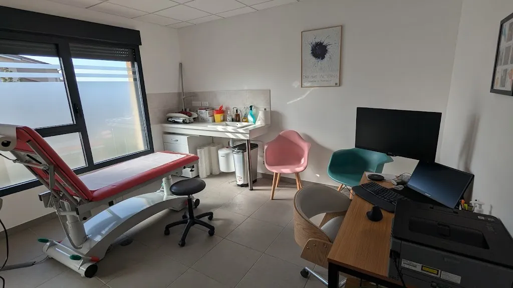Docteur Fey Hadrien médecin à Mézériat